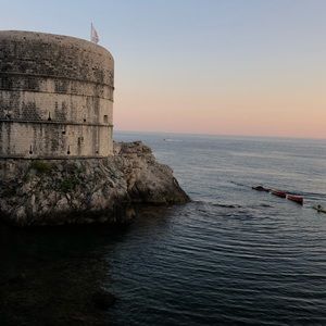 Meet your Posher, Maddie